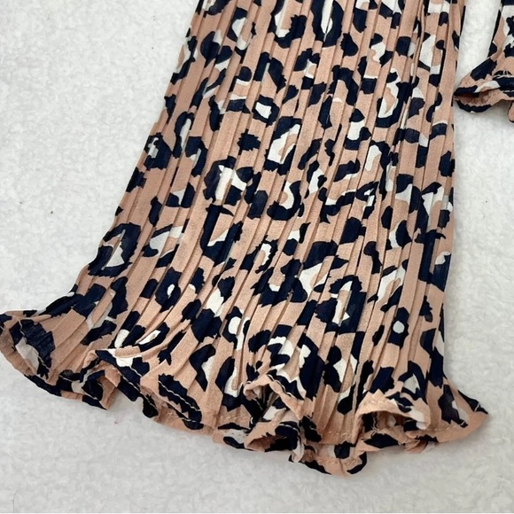 CODEXMODE Leopard Print Top Pink Blue Pleat Long Sleeve Crewneck Size XL - Picture 3 of 8